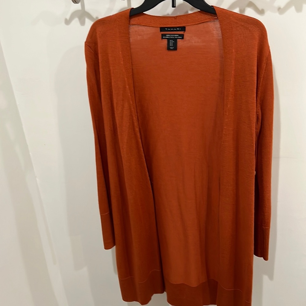 Tahari rust duster